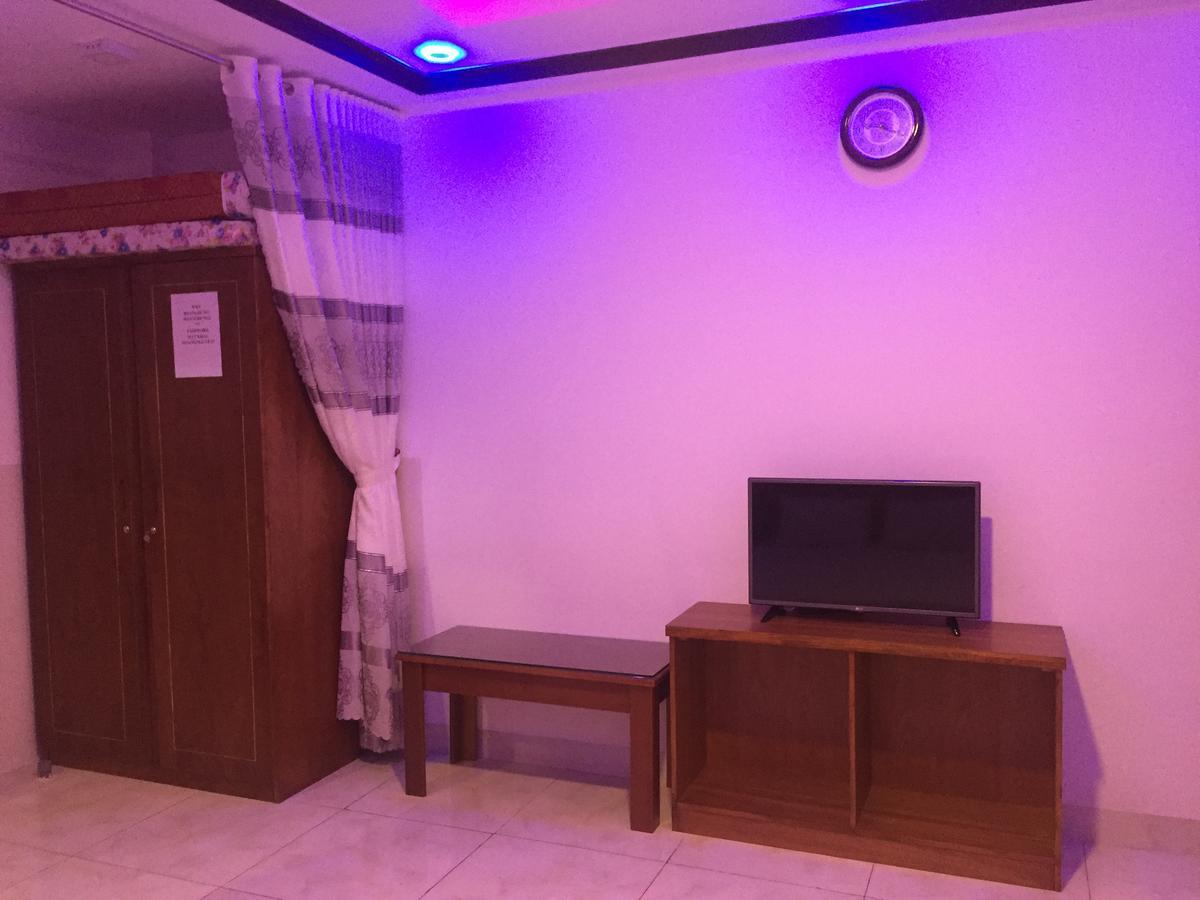 Hotel Hoang Dung Kinh Dinh Kültér fotó