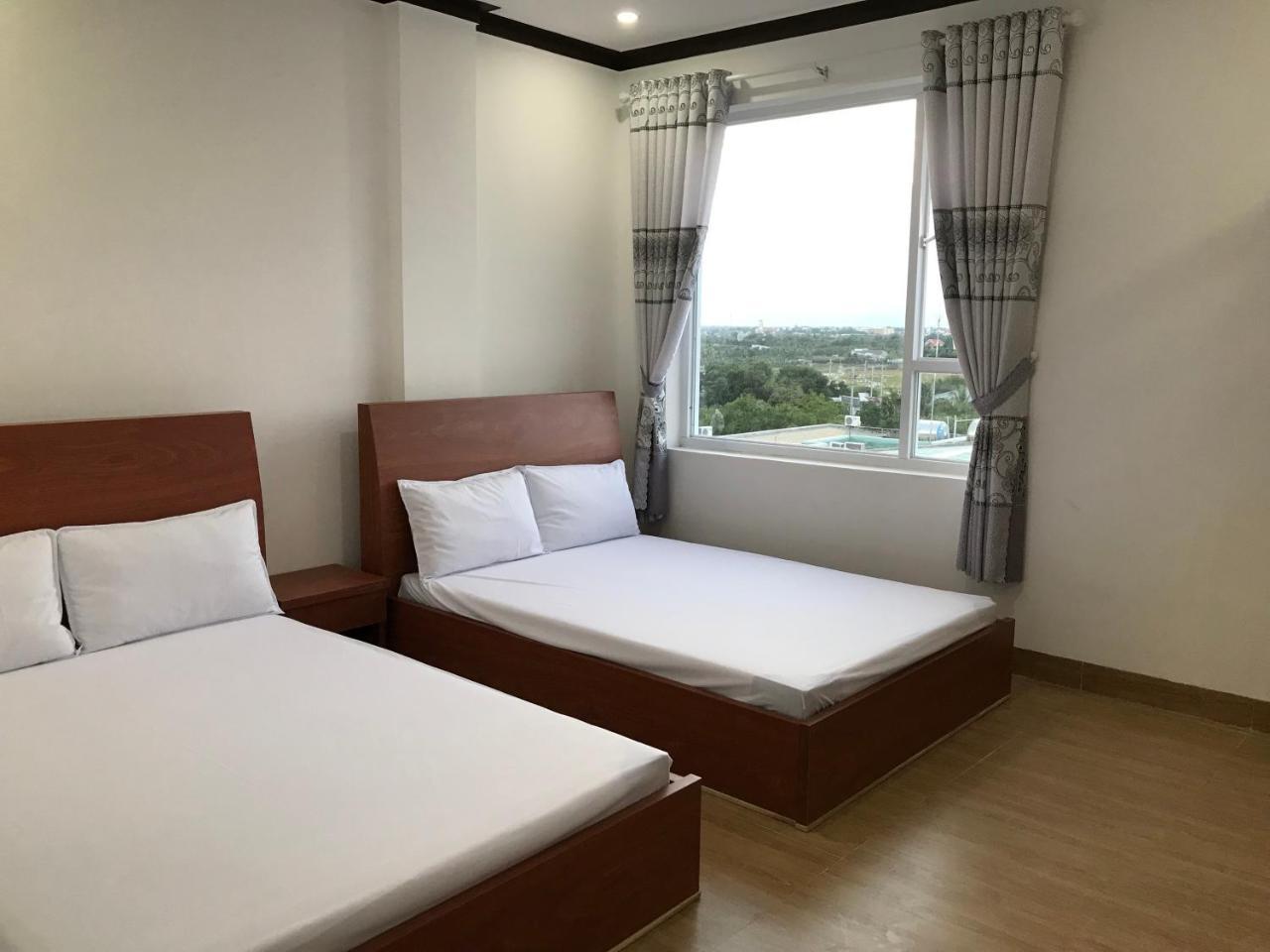 Hotel Hoang Dung Kinh Dinh Kültér fotó