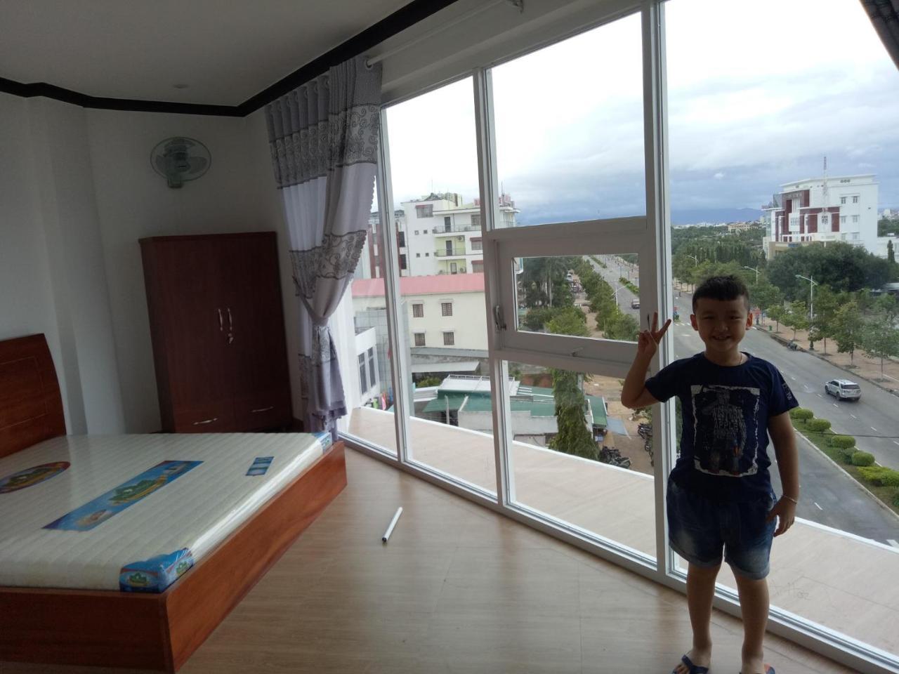 Hotel Hoang Dung Kinh Dinh Kültér fotó