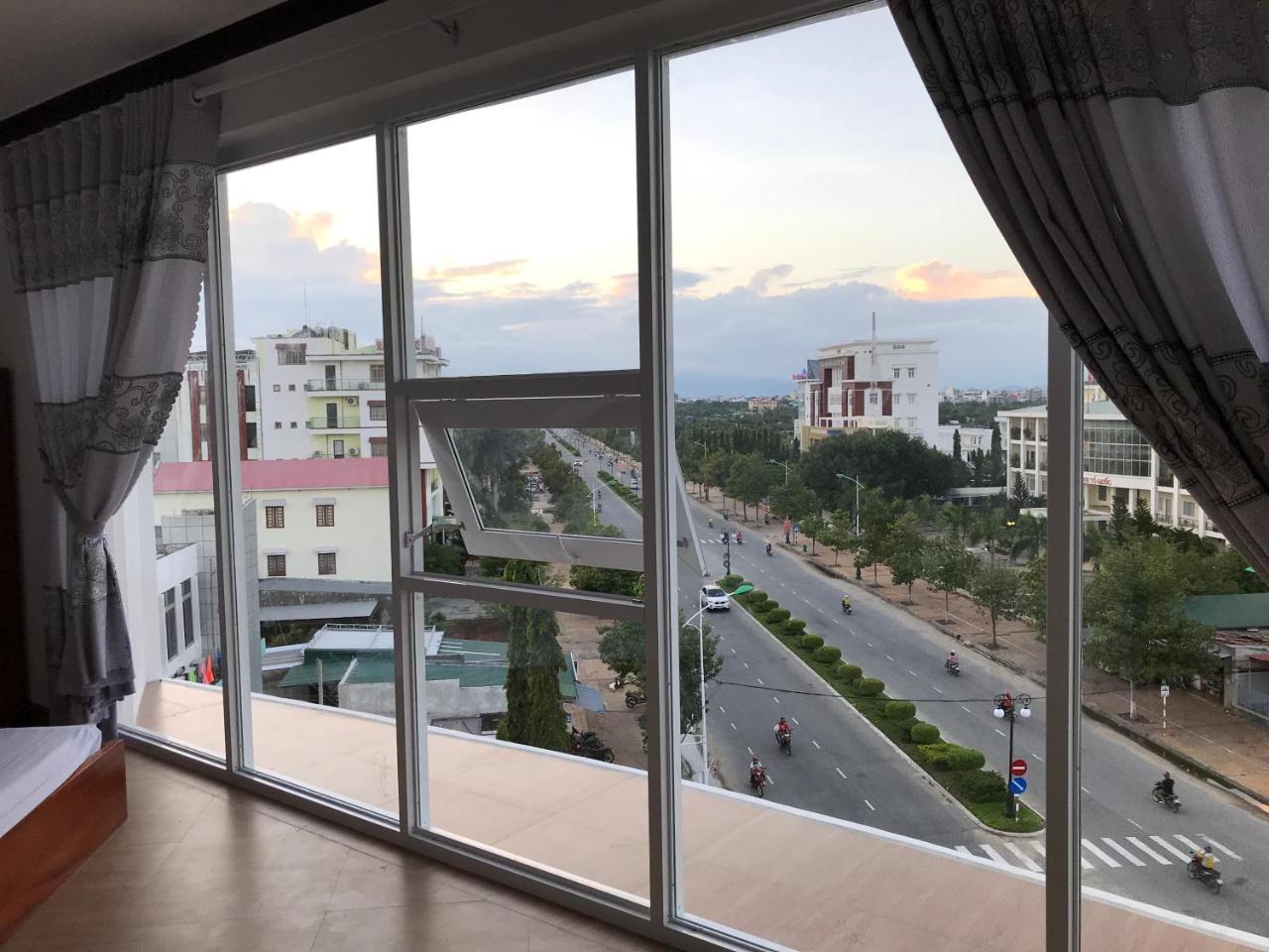 Hotel Hoang Dung Kinh Dinh Kültér fotó