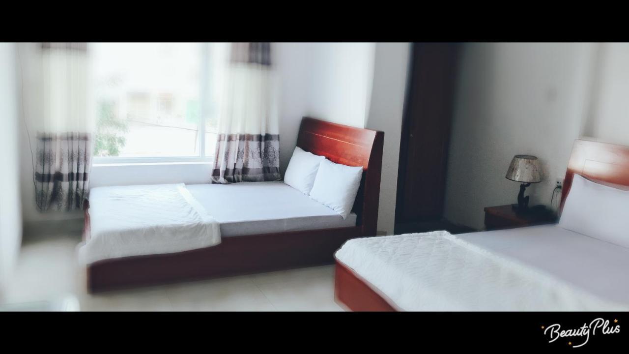 Hotel Hoang Dung Kinh Dinh Kültér fotó