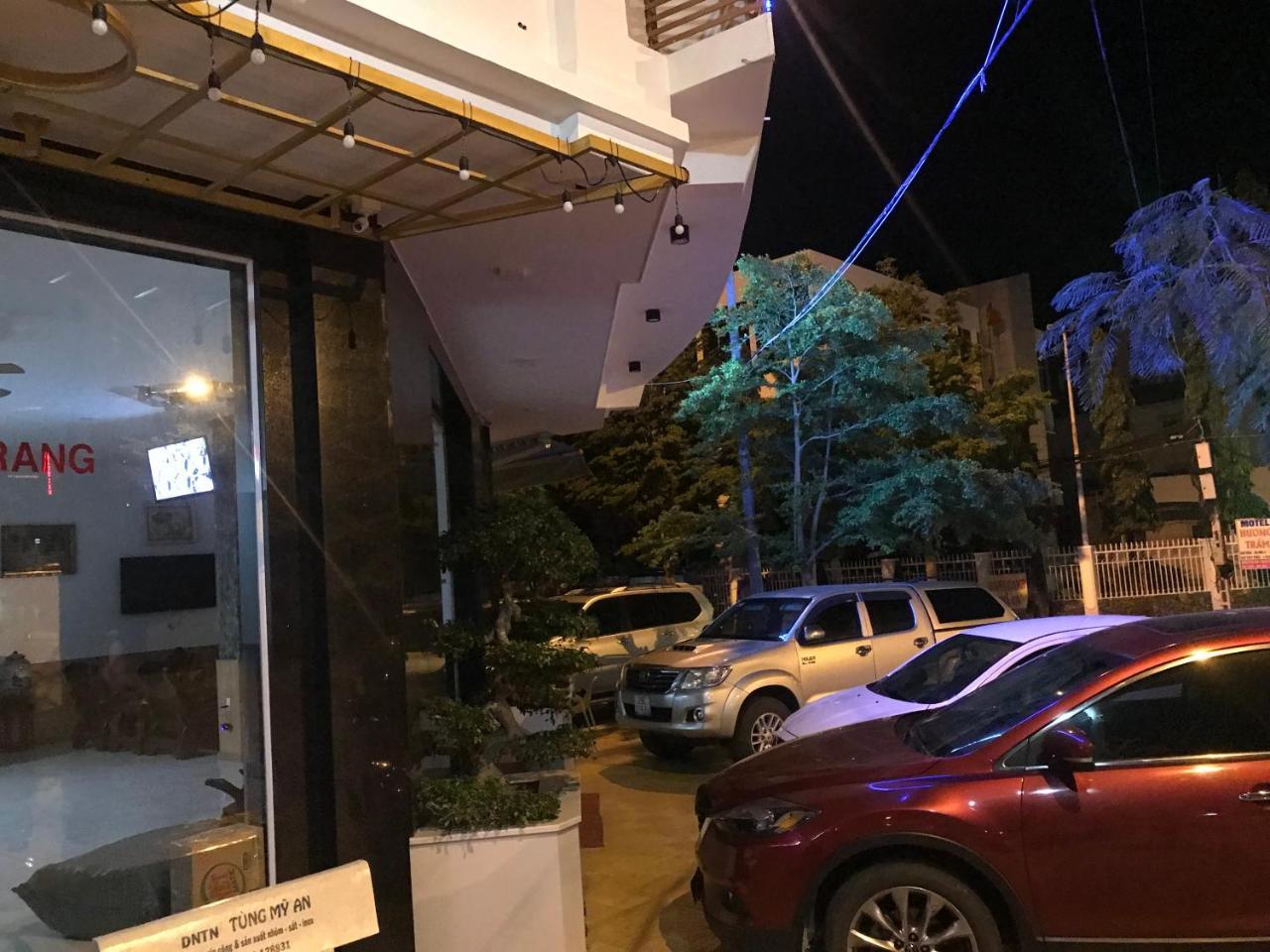 Hotel Hoang Dung Kinh Dinh Kültér fotó